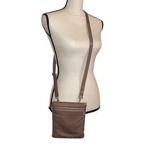 MO851 Essential Flat Bag